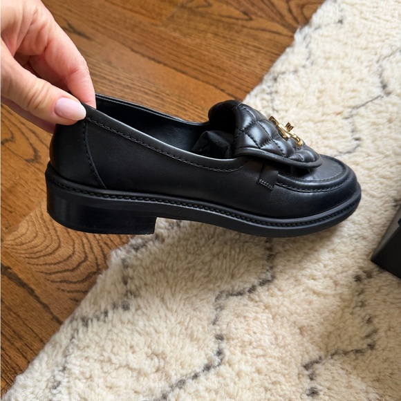 CHANEL Black and Gold Quilted Loafers - Picture 10 of 14